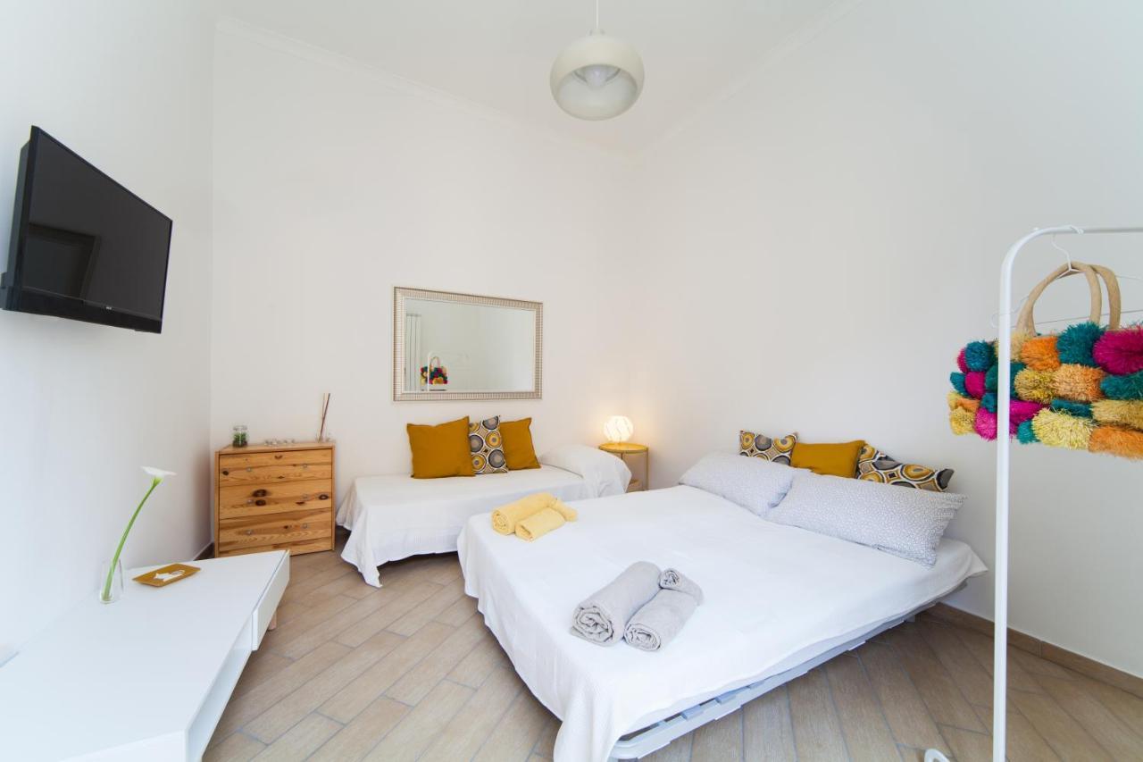 Napoli Centro Suite - Duomo Apartment Exteriör bild