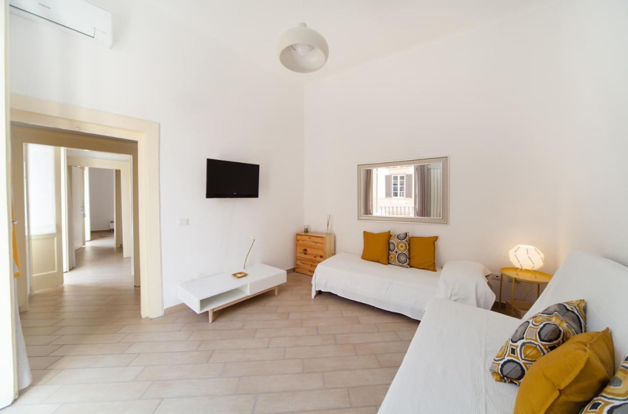 Napoli Centro Suite - Duomo Apartment Exteriör bild