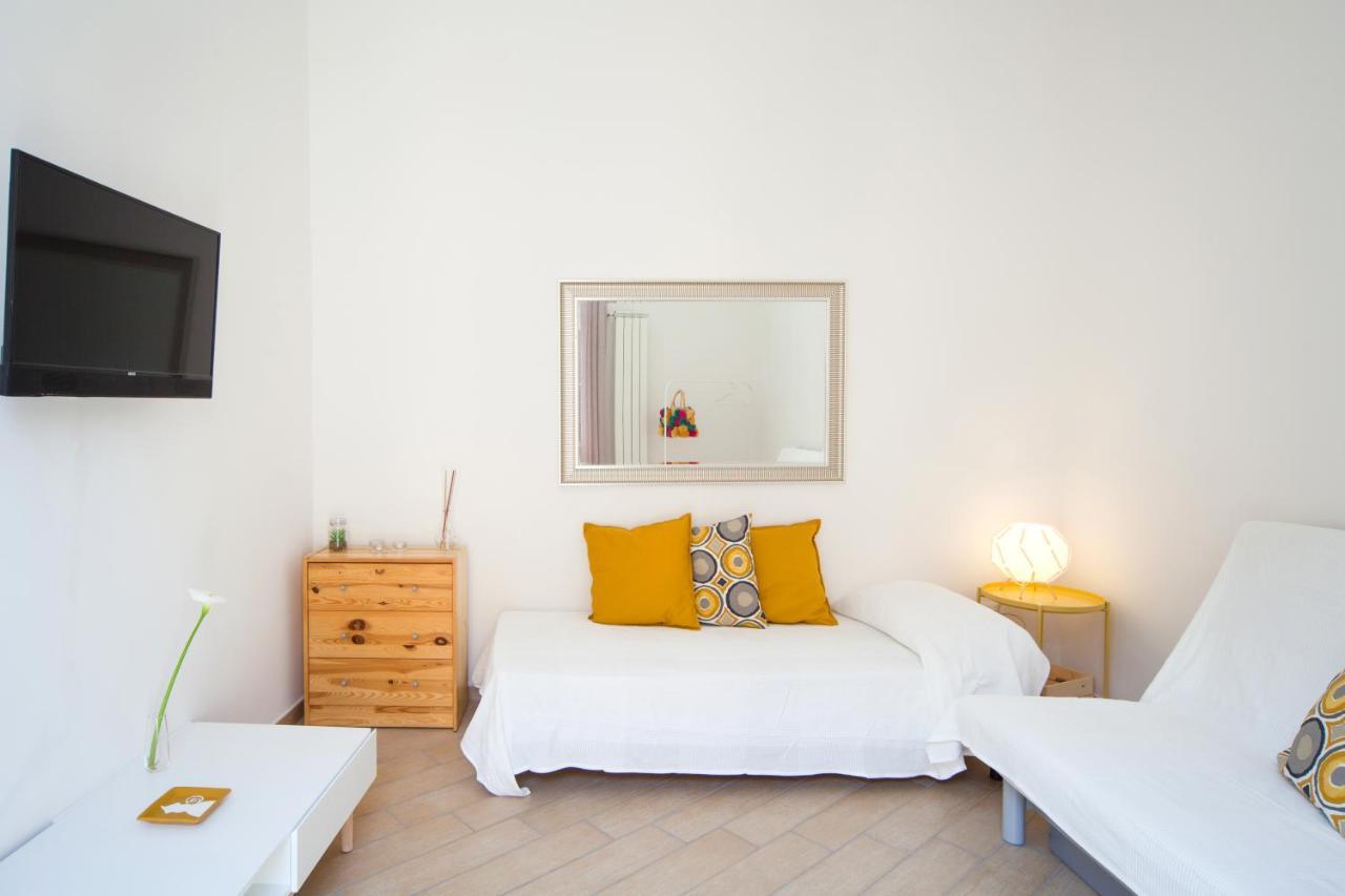 Napoli Centro Suite - Duomo Apartment Exteriör bild